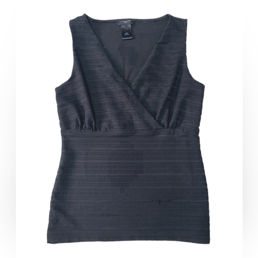Ann Taylor black tank V-neck. XSP small.